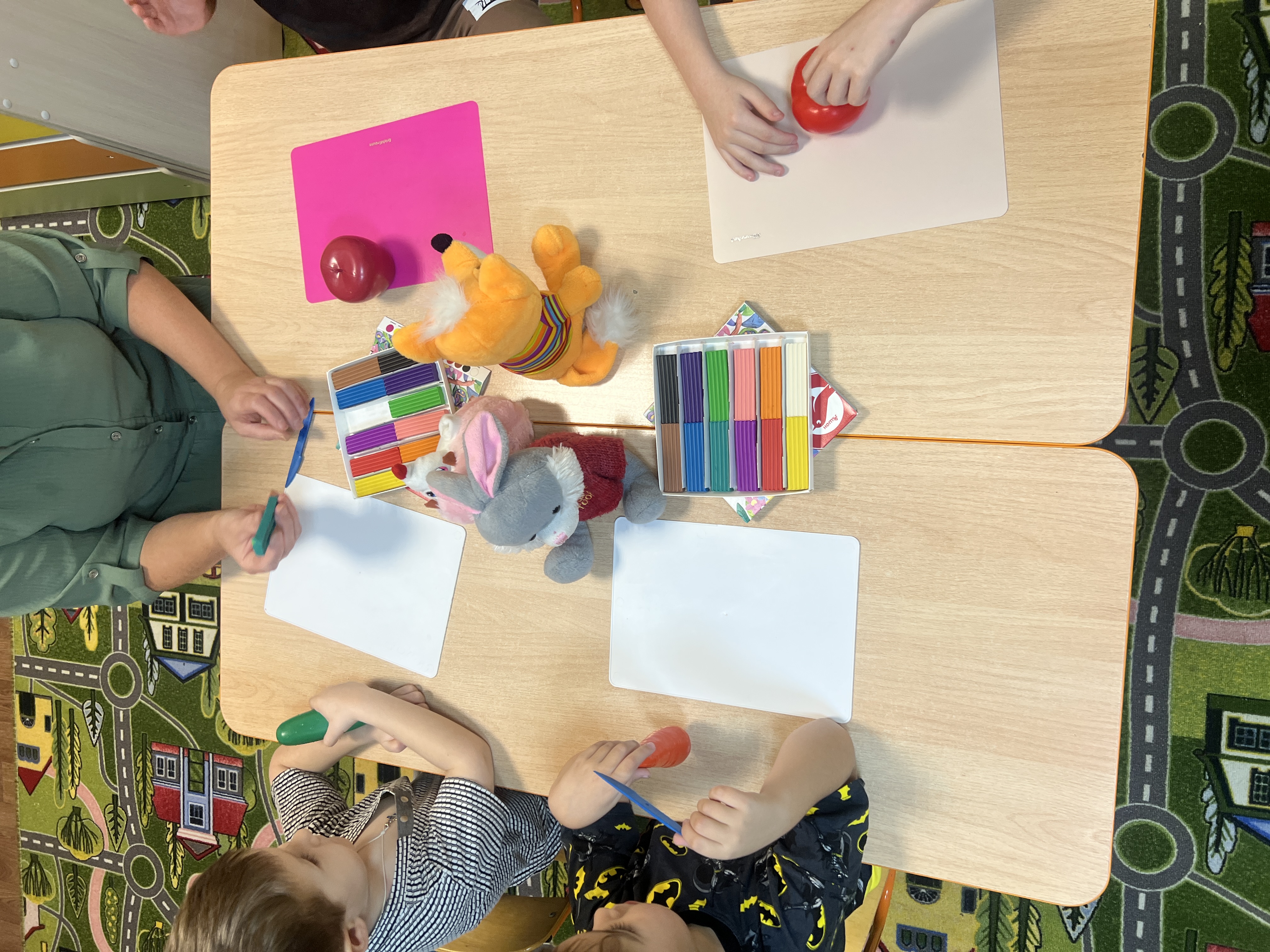 Детский сад Маленький город - Занятия с детьми